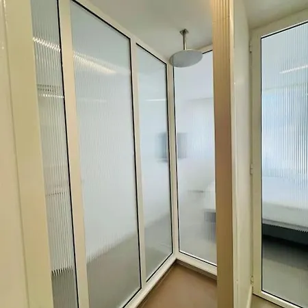 Maison Lyo - Luxueuse - Lit King Size & Double Head Shower * Cannes