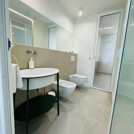 Appartement Maison Lyo - Luxueuse - Lit King Size & Double Head Shower